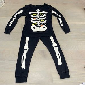 Carter’s Skeleton pjs